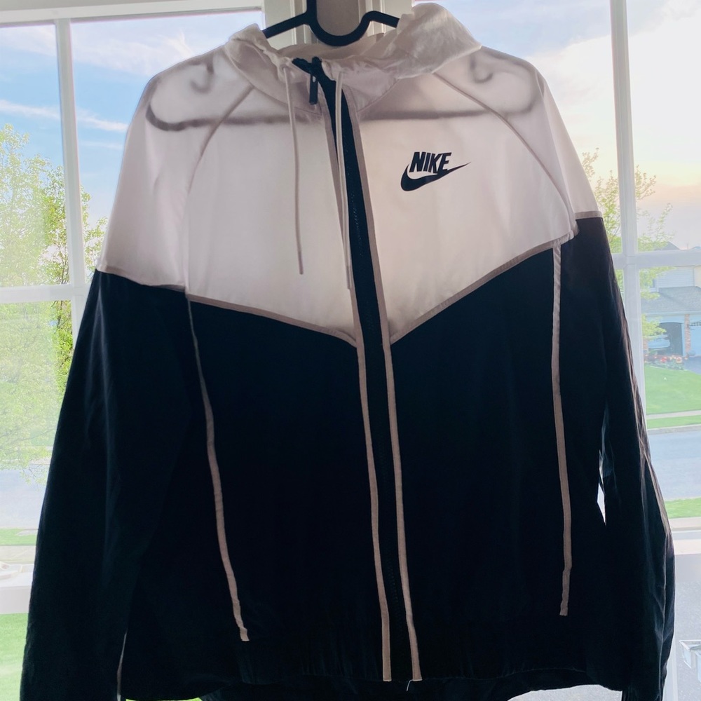 Nike windbreaker
